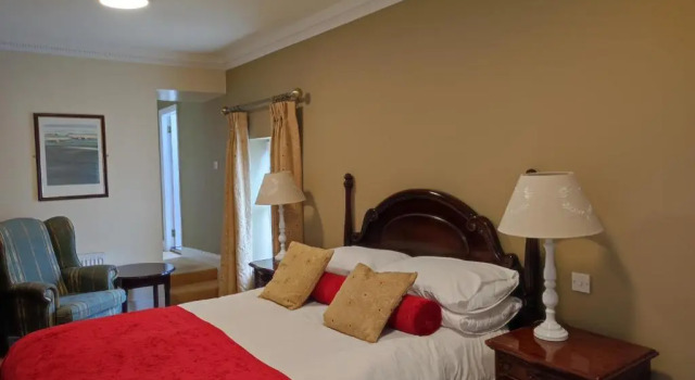 Полулюкс Aran View Country House and Lodge