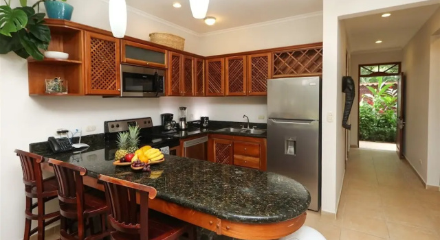 Апартаменты с балконом и с видом на сад Charming Garden View Apt in Exclusive Community