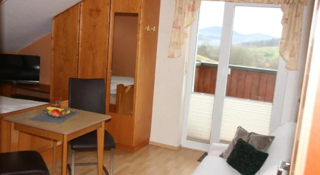 Haus Luise Weber, Book Hotel Hilders Rhön