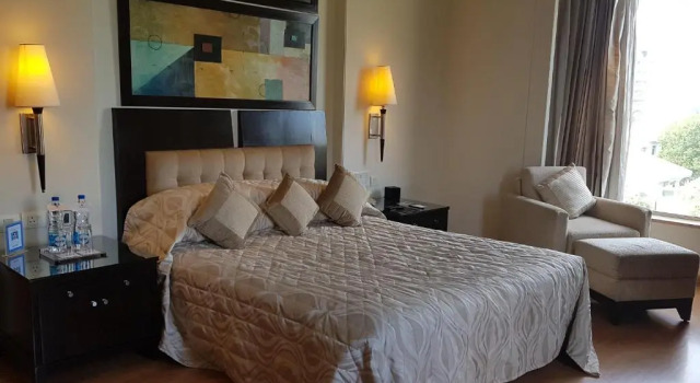Люкс Executive Park Plaza Gurgaon
