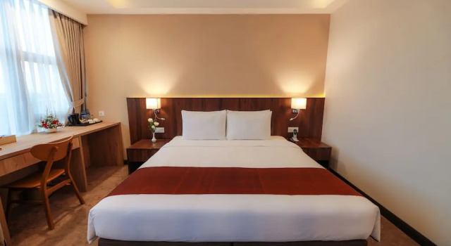 Люкс Business Hlaine Tet Hotel