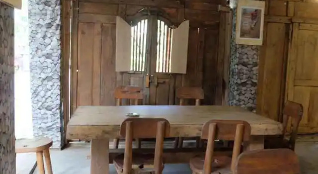 Kali Catur Resort, Rezerwuj Ośrodek wypoczynkowy Madiun East Java