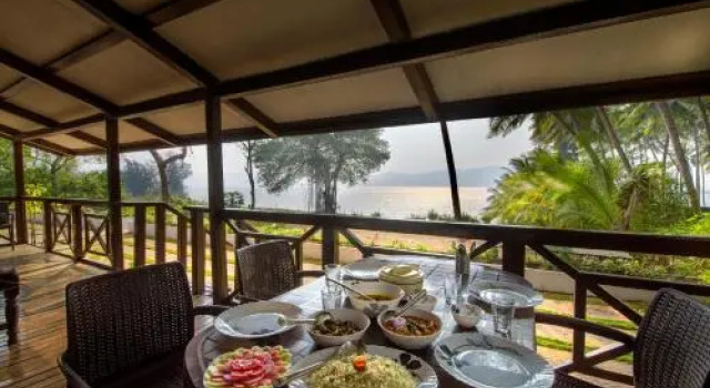 SaffronStays Little Paradise, Prenota Hotel Adi Maharashtra