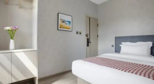 Люкс Dianchi Yishe Homestay (Haigeng Dam Branch of Dianchi Lake)