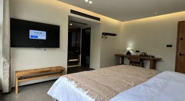 Люкс Deluxe Daxin Ashu Courtyard Hotel (Detian Waterfall)