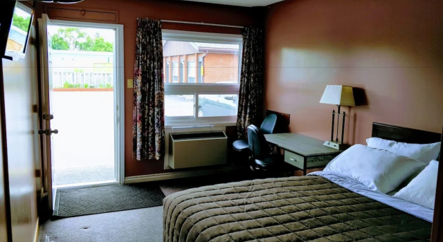 Номер Deluxe Kings Inn Midland