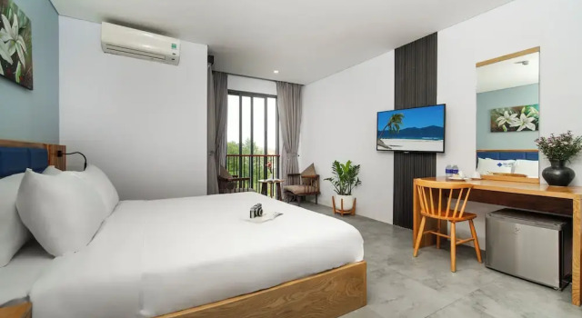 Двухместный номер Standard с балконом DOMA by HSuites Hotel & Apartment