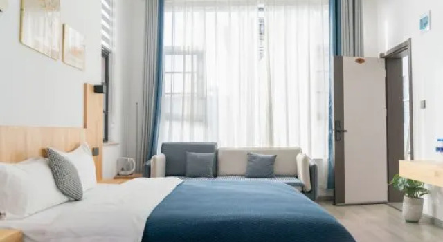 Люкс Luxury Luke Homestay (Dali Ancient Town)