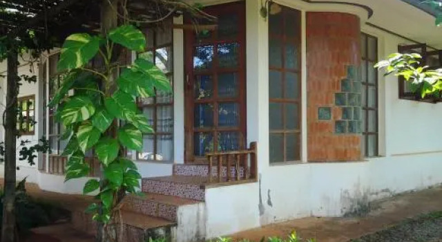Corner House