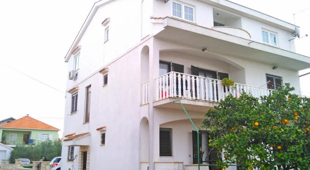 Apartments Burmeta