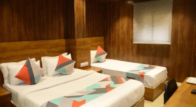 Номер Deluxe Hotel Malad Inn opposite Malad Railway Station