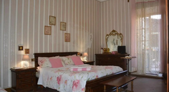 Scappo In Umbria, La Casa Del Duomo, Varaa Hotelli Amelia Umbria