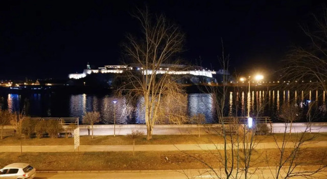 Апартаменты City Center, Danube & Fortress, 3 bdrm 1.5 bath