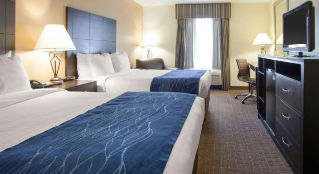 Четырёхместный номер Standard Comfort Inn Oak Ridge - Knoxville