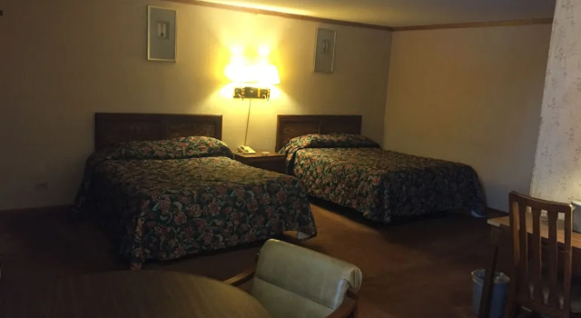Du Wayne Motel, Забронировать Мотель Карол Стрим 