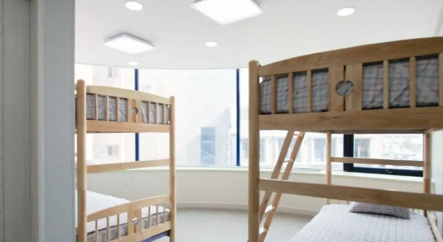 Pohang Lily Guest House, Забронировать Гостевой дом Отели Пхохан с завтраком, Завтраки
