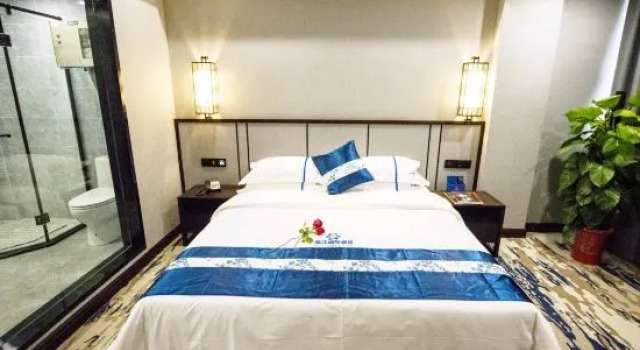 Люкс Deluxe Comfort Inn Tosu