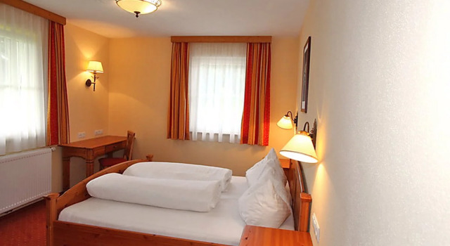 Hofresidenz 29488, Rezerwuj Hotel Hotele w Salzburg z parkingiem, Parking