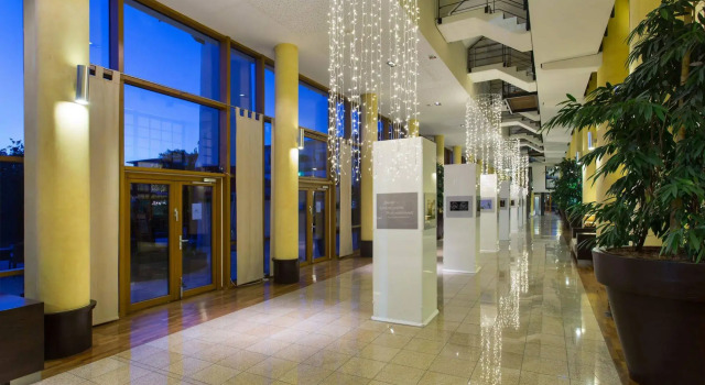 Resort Hotel IV Jahreszeiten Zingst, Забронировать Отель СПА-отели Цингст, SPA-услуги