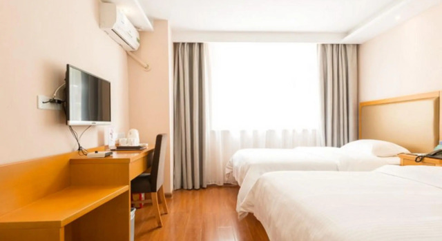 GreenTree Inn Yangshuo West Street Express Hotel, Book Hotel Yangshuo Guangxi, near Yangshuo Double Beach