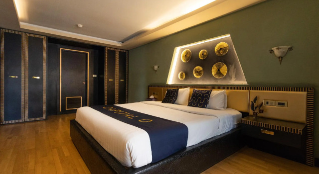 Люкс Отель Luxor Bangkok