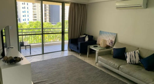 Апартаменты с 3 комнатами The Meriton Apartments on Main Beach