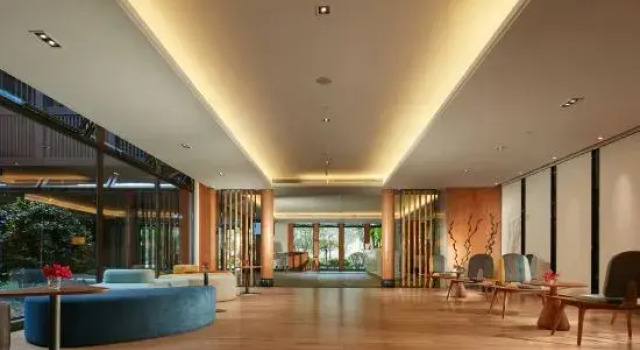 Holiday Inn Express ZHEJIANG QIANXIA LAKE by IHG, Prenota Hotel Hotel a Lishui con parcheggio, Parcheggio