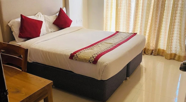 Номер Deluxe Mumbai House Luxury Apartments, Santacruz East