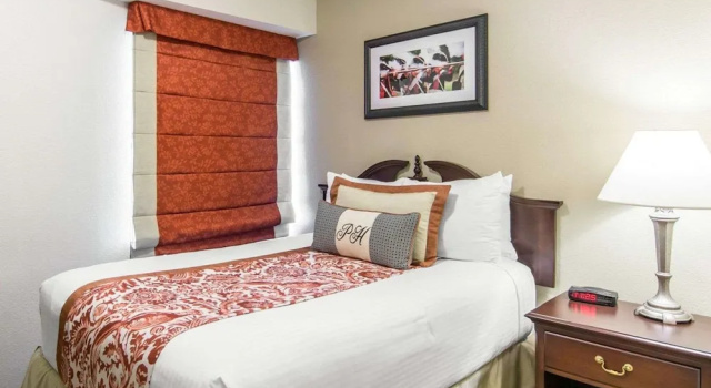 Люкс Classic Bluegreen Vacations Patrick Henry Square, an Ascend Collection Resort