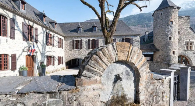 Appartement Vielle-Aure, 2 pièces, 6 personnes - FR-1-296-354, Rezervasyon Daire Pyrenees National Park otoparklı oteller, Otopark
