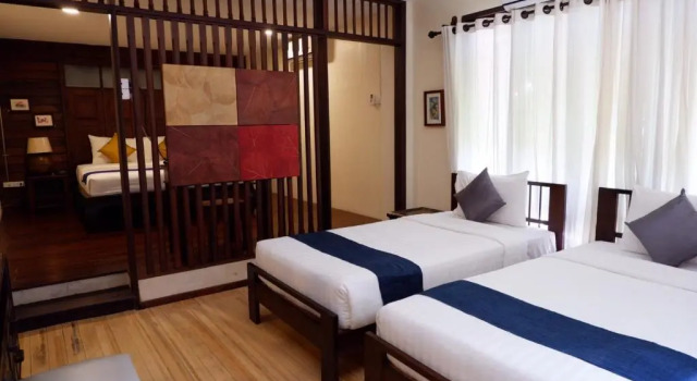 Люкс Sunny V Hotel