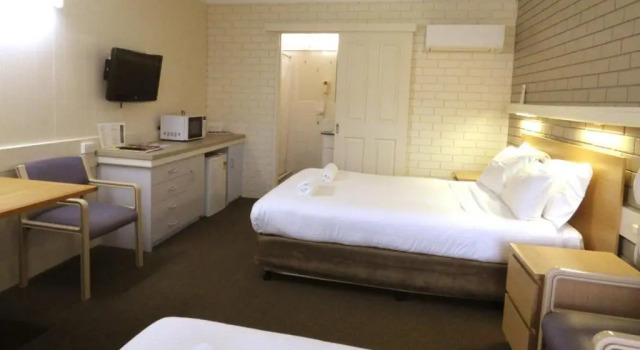Трёхместный номер Economy Wanderlight Motor Inn