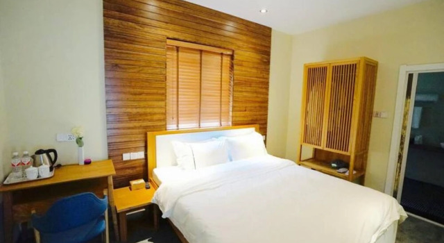 Yiyun Botique Inn Water Front Villa