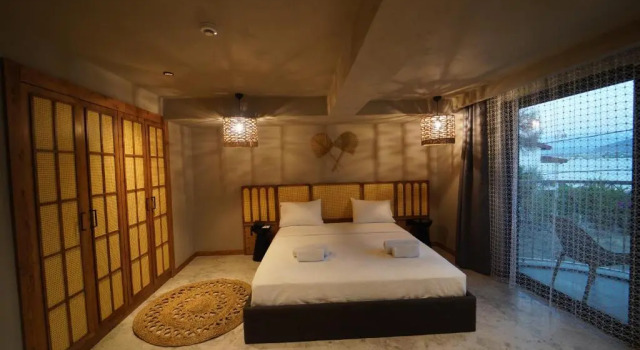 Люкс с балконом Icon Beach Suites Hotel Sovalye Island
