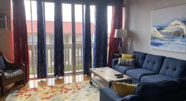 OCEAN VIEW 2 BEDROOM DOWNTOWN CONDO 2 Condo by RedAwning, Забронировать Апартаменты/квартира Отели Каилуа-Кона с парковкой, рядом с Дворец Хулихи, Парковка