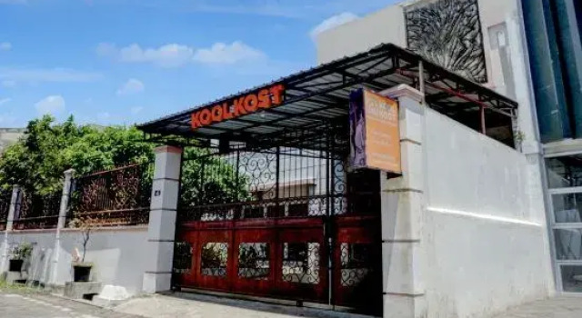 OYO 94899 Homestay Syariah Near UPN