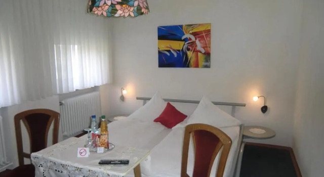 Двухместный номер Standard Hotel Zrenners GARNI