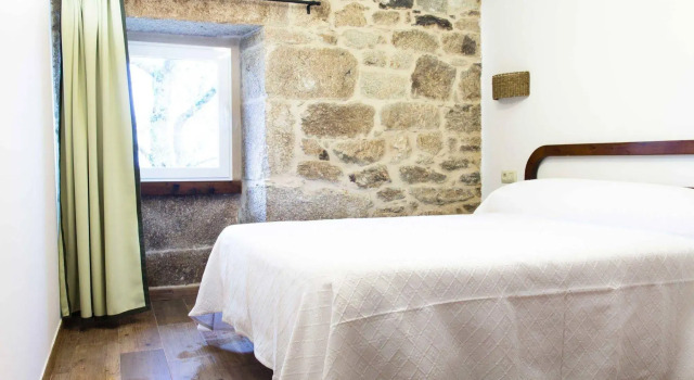 卡萨多考密电特酒店, 预订 公寓式酒店 塞代拉 Ribeira Sacra