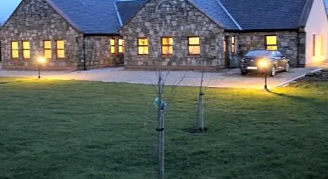 Riverbend Lodge B & B, Prenota Bed & breakfast Oughterard 