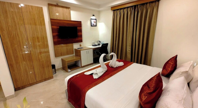 Номер Superior Premium Hotel  X-E-N-I-A Varanasi