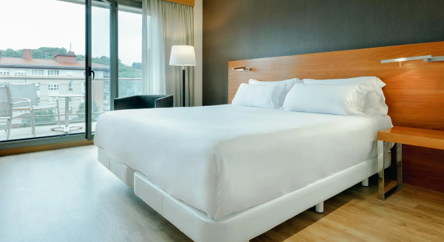 Трёхместный номер Superior Hesperia Donosti