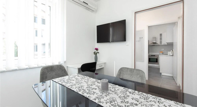 Nice Apartment in Rijeka With Wifi and 1 Bedrooms, Забронировать Апартаменты/квартира Риека Приморско-Горанская жупания