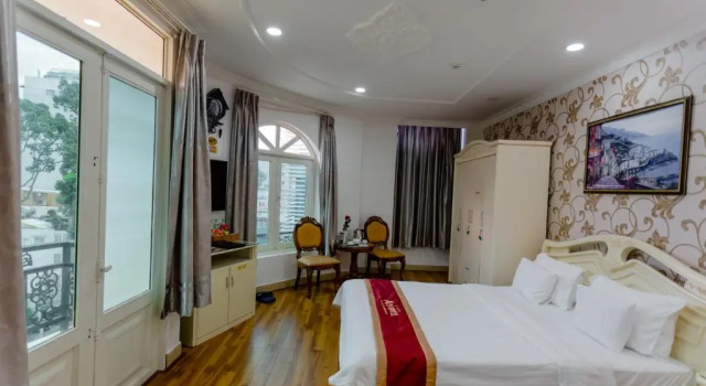 Двухместный номер Deluxe DAHLIALAND SAIGON HOTEL & SWIMMING PooL