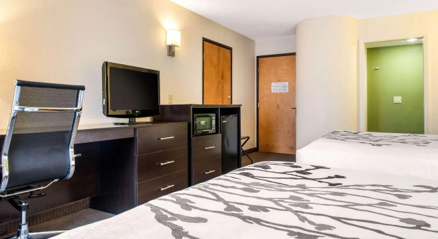 Четырёхместный люкс Sleep Inn & Suites Columbus South
