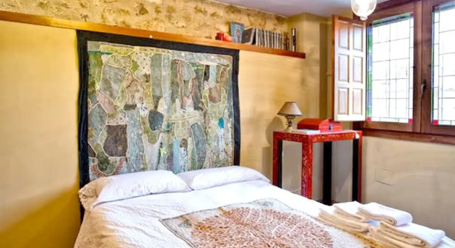 House With 4 Bedrooms in Segovia, With Enclosed Garden and Wifi Near the Slopes, Забронировать Отель Отели Сеговии 3 звезды, рядом с Монастырь Падрес-Кармелитас, 3*