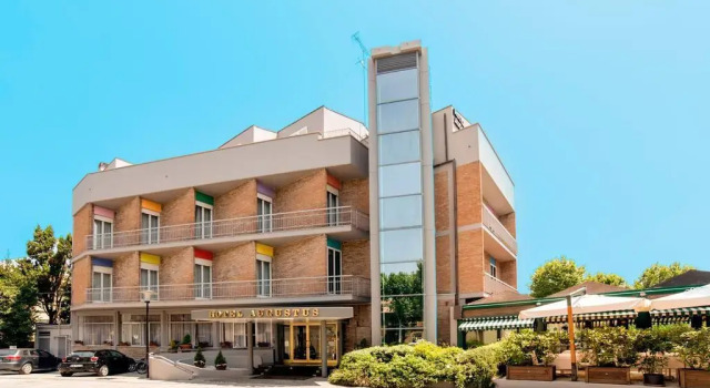 Hotel Augustus