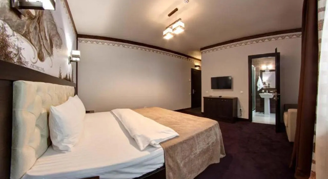 Полулюкс Karpatski Hotel & Spa