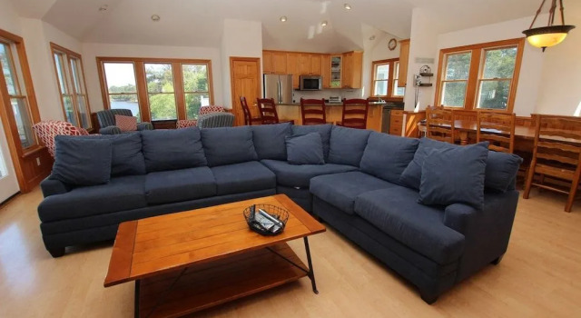 Lions Den Home - 6 Br Home
