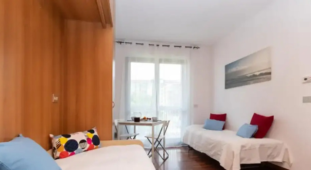 Studio con Terrazzo nei Pressi Dell Universit by Wonderful Italy
