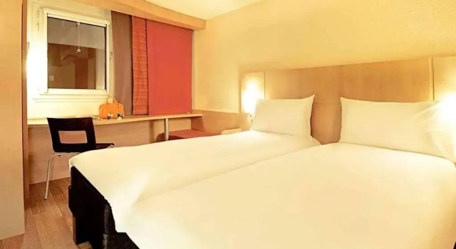 ibis Chengdu Wenjiang Center, Boek Hotel Wenjiang Sichuan
